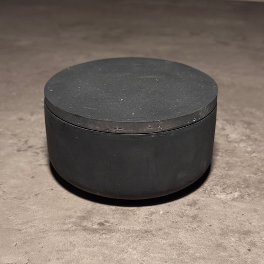 Lunor Obsidian Milk | Stone Skin Collection | 220g